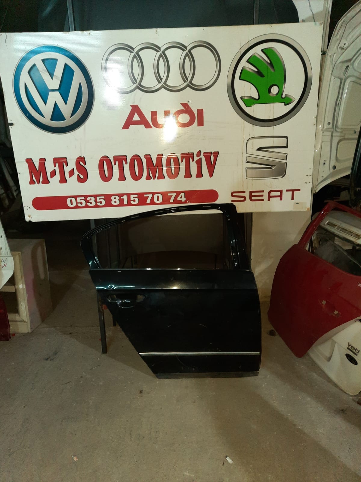 Volkswagen passat b6 sağ arka kapı 2005-2011